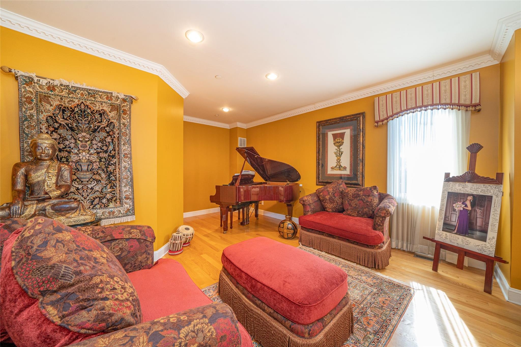 #12 photo, 3 Vandalay Court, Scarsdale , NY 10583