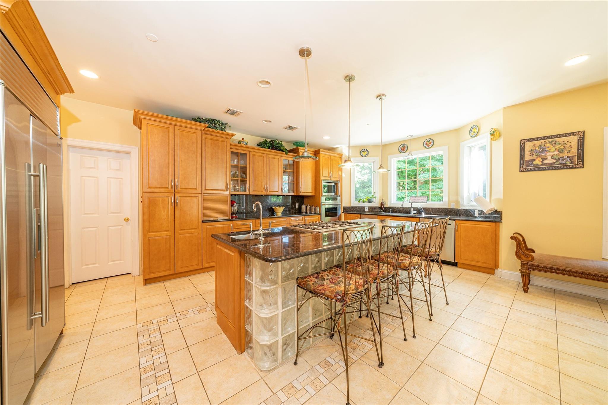 #7 photo, 3 Vandalay Court, Scarsdale , NY 10583