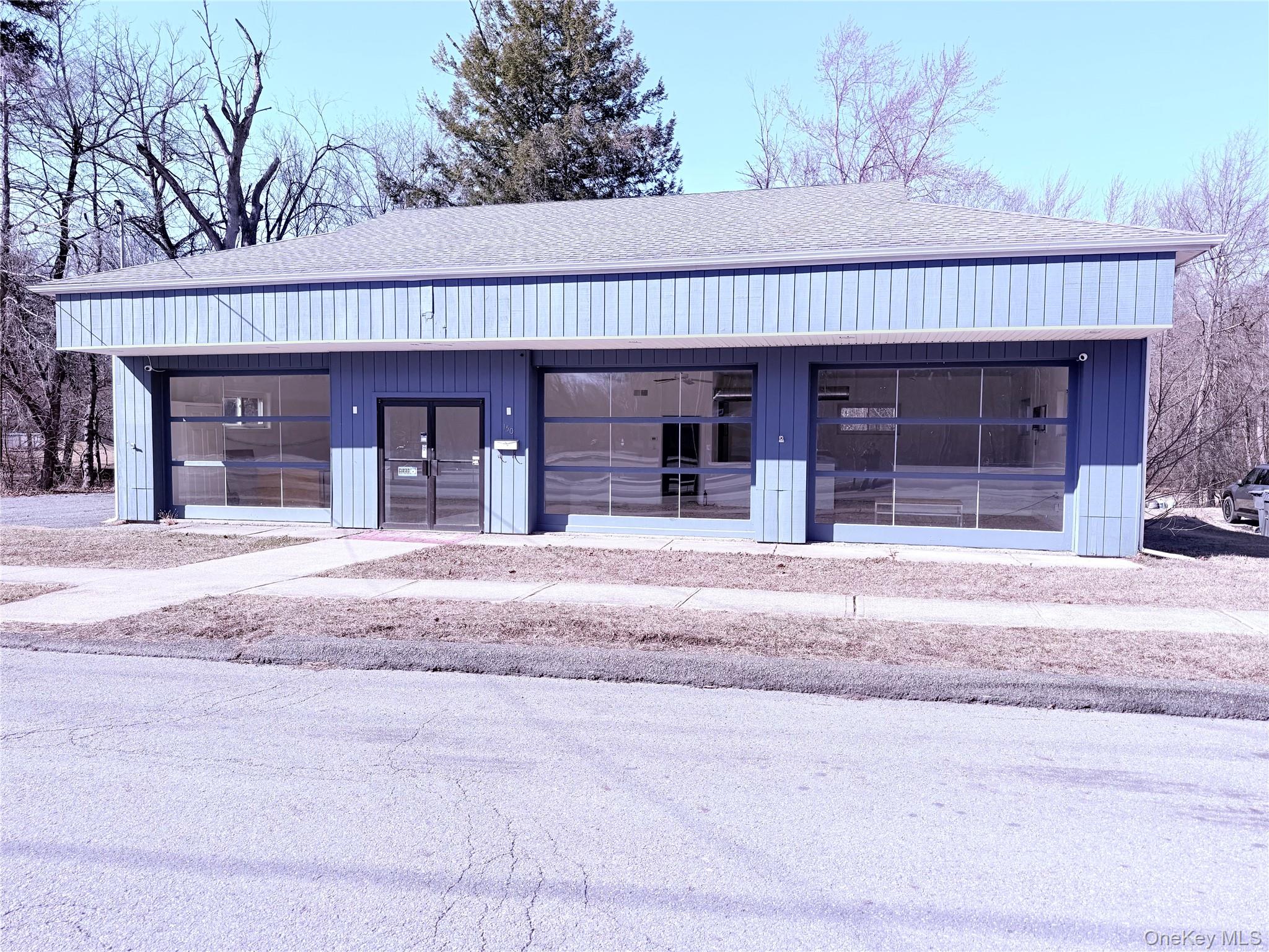 #17 photo, 150 E Main Street, Walden , NY 12586