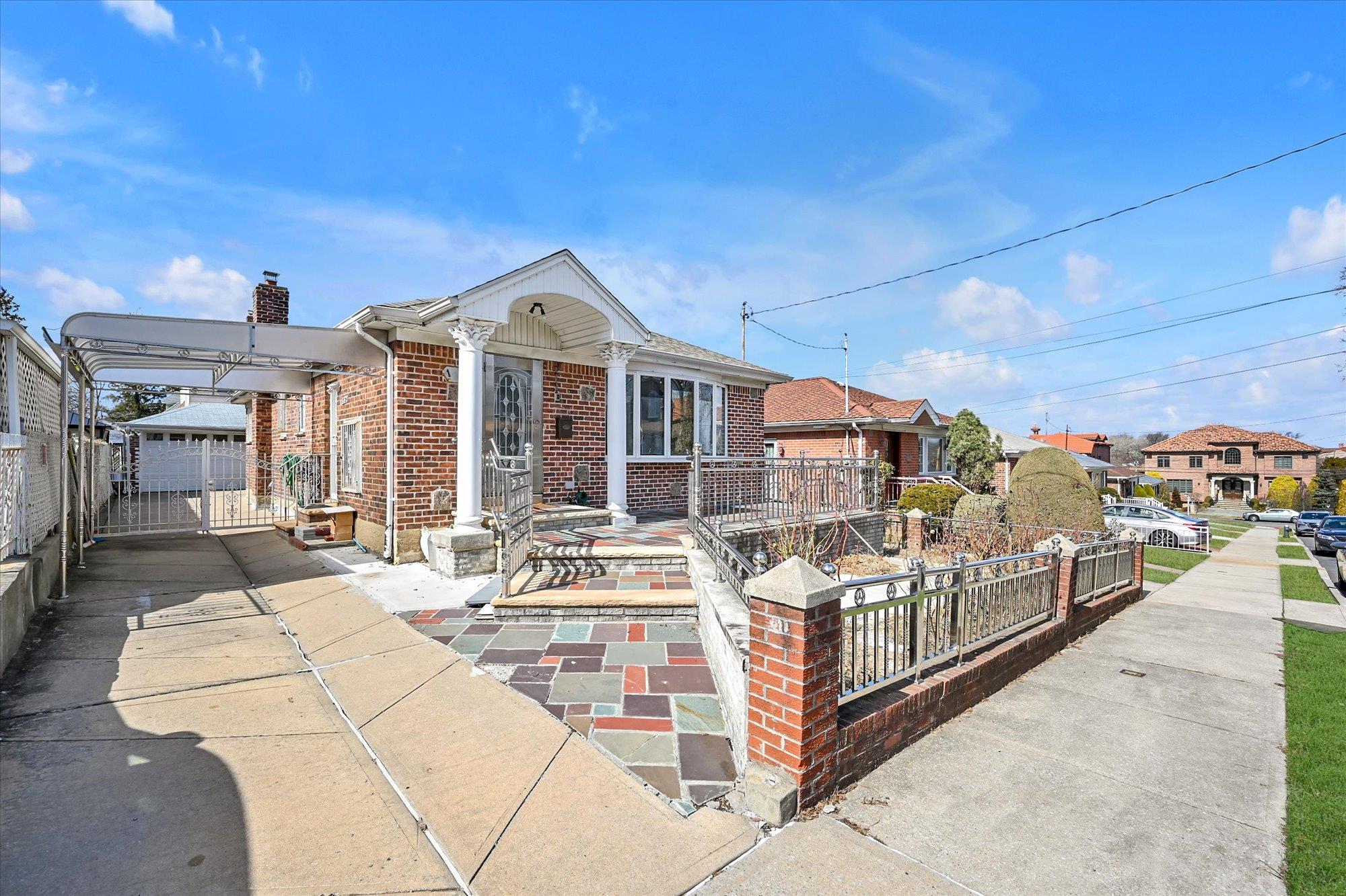 #1 photo, 13-24 139th Street, 皇后区 白石镇 Whitestone , NY 11357