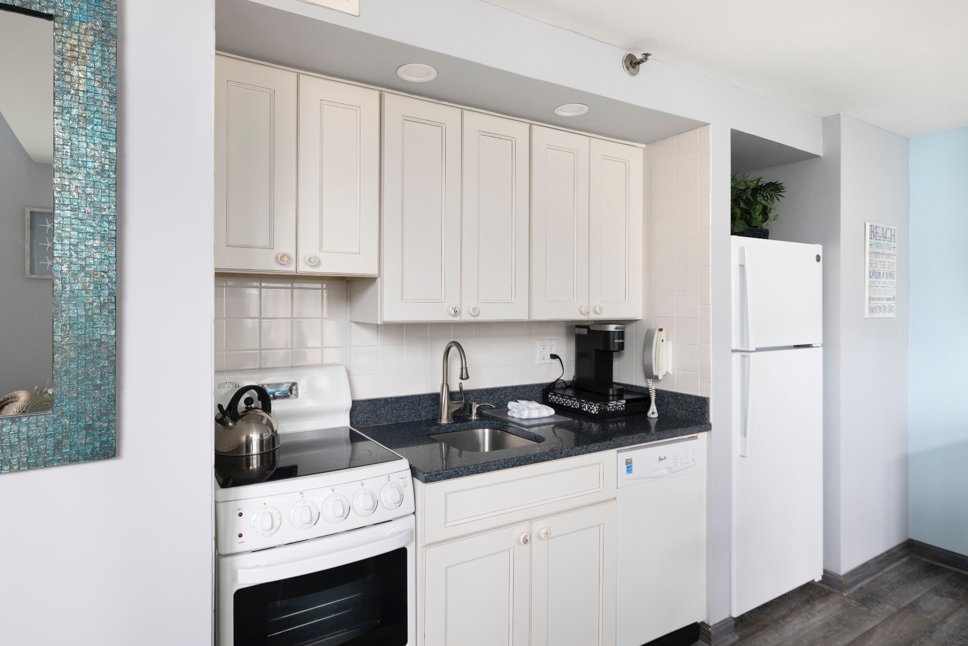 #5 photo, 236 Edgemere Street , #131, サフォーク郡 Montauk , NY 11954