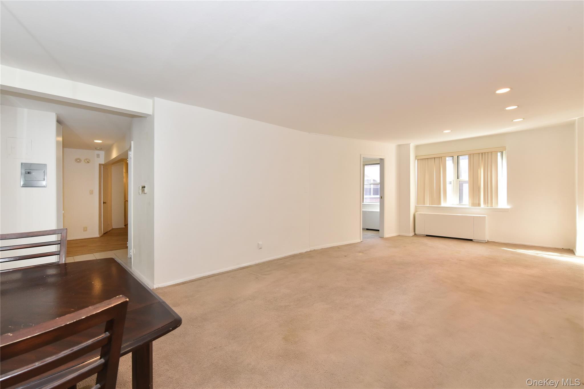 #7 photo, 180 S Middle Neck Road, ナッソー郡 Great Neck , NY 11021