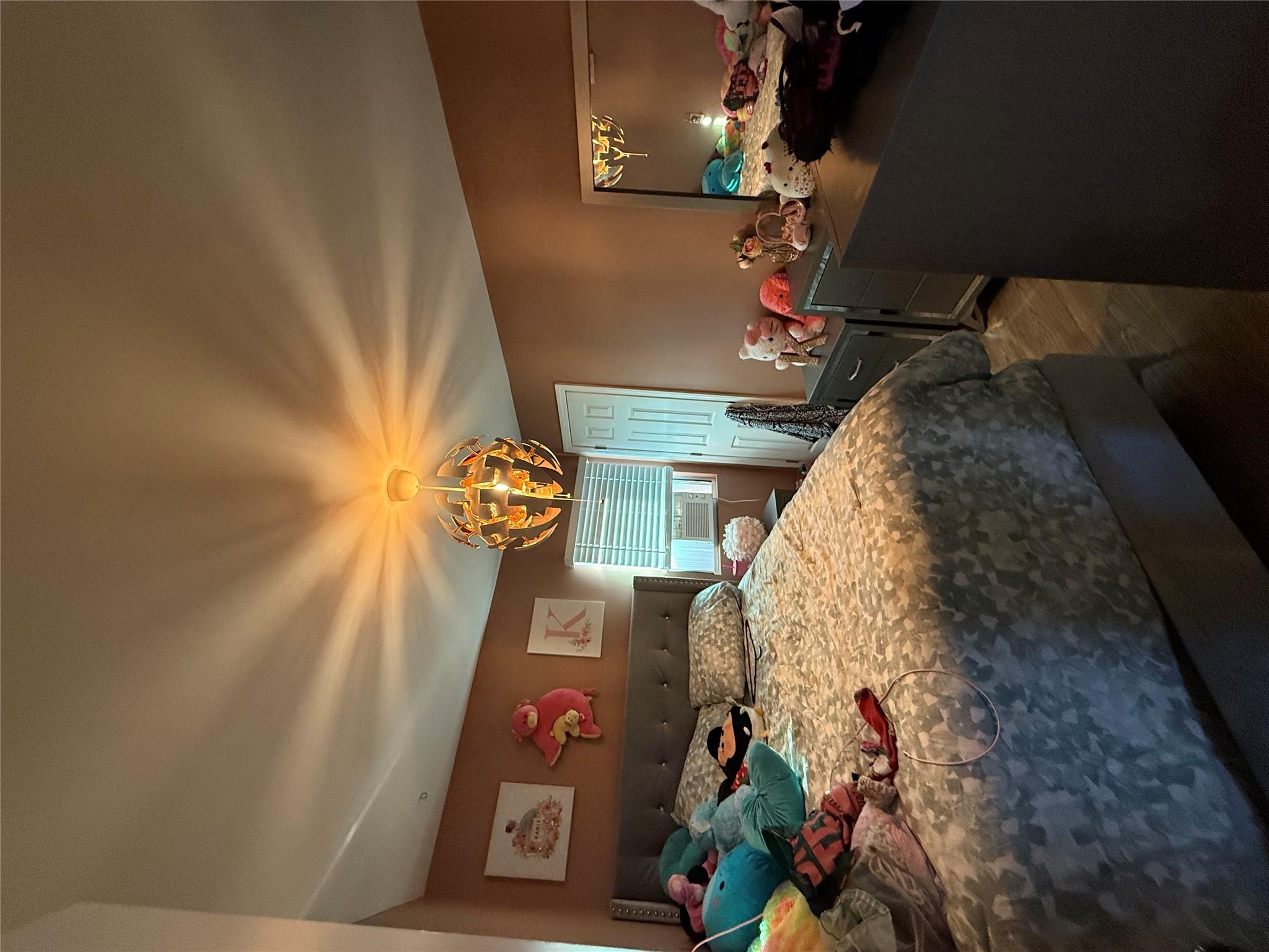 #13 photo, 17 Hampton Road, サフォーク郡 Shirley , NY 11967