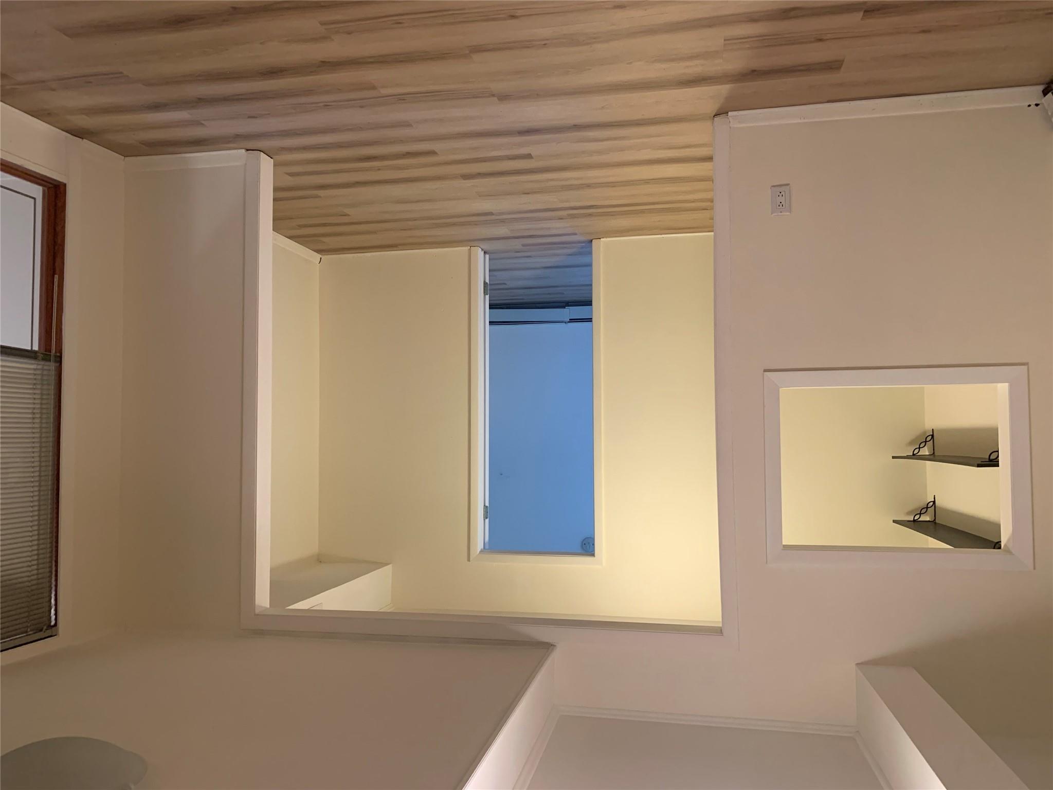 #4 photo, 235 Forest Avenue, Glen Cove , NY 11542