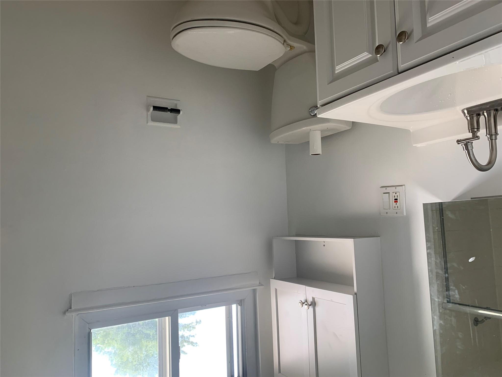 #7 photo, 235 Forest Avenue, Glen Cove , NY 11542