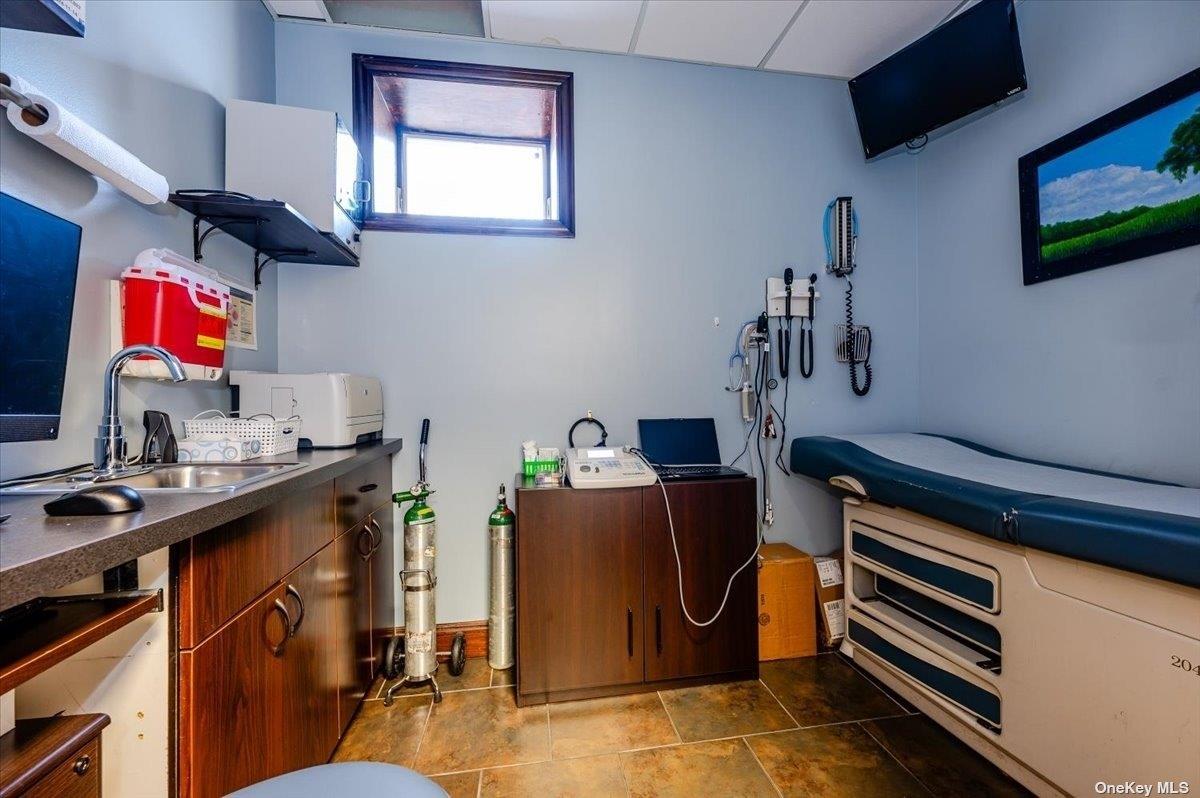 #10 photo, 272 W Park Avenue, ナッソー郡 Long Beach , NY 11561