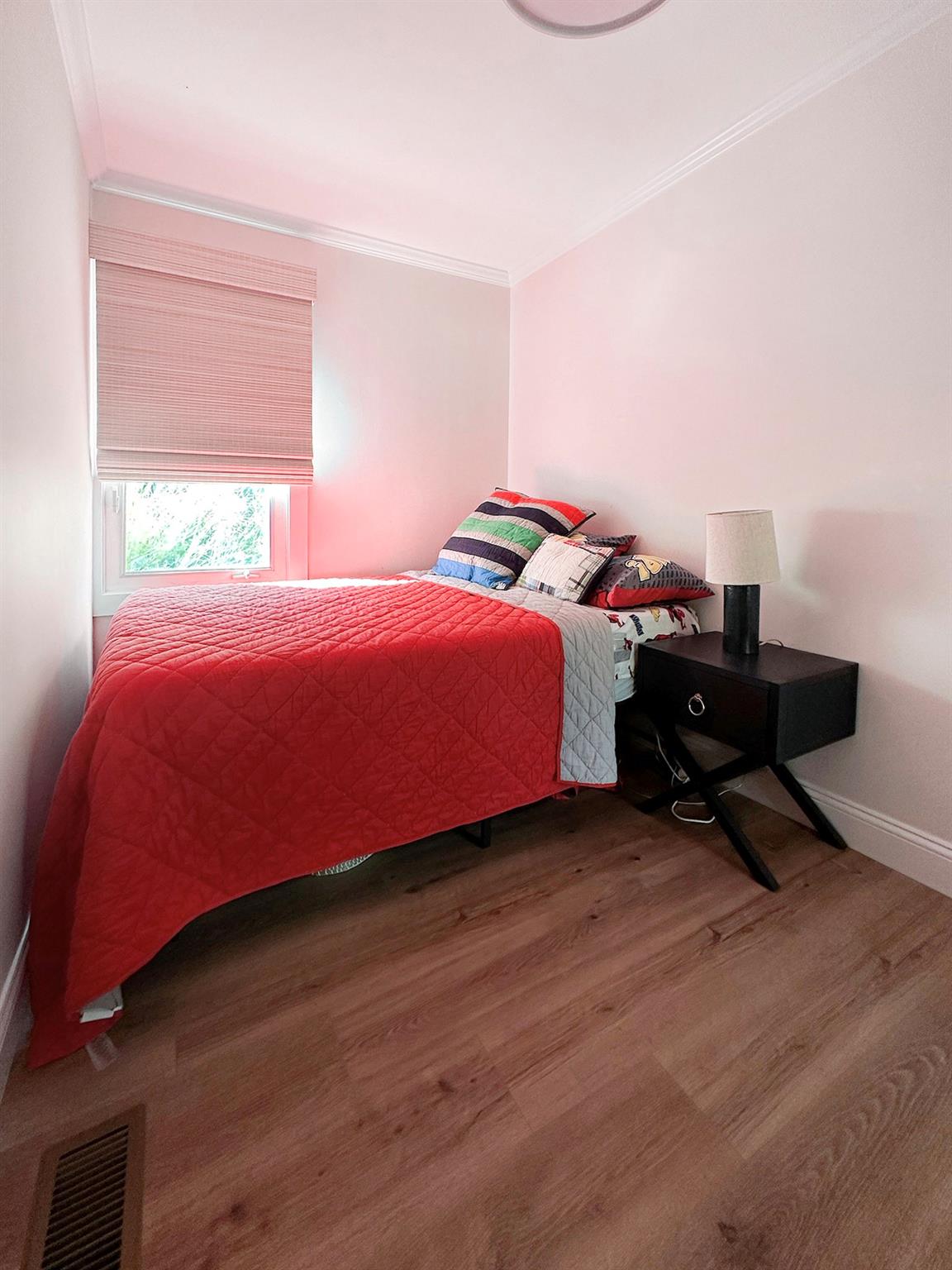 #13 photo, 8 Elder Avenue, サフォーク郡 Hampton Bays , NY 11946