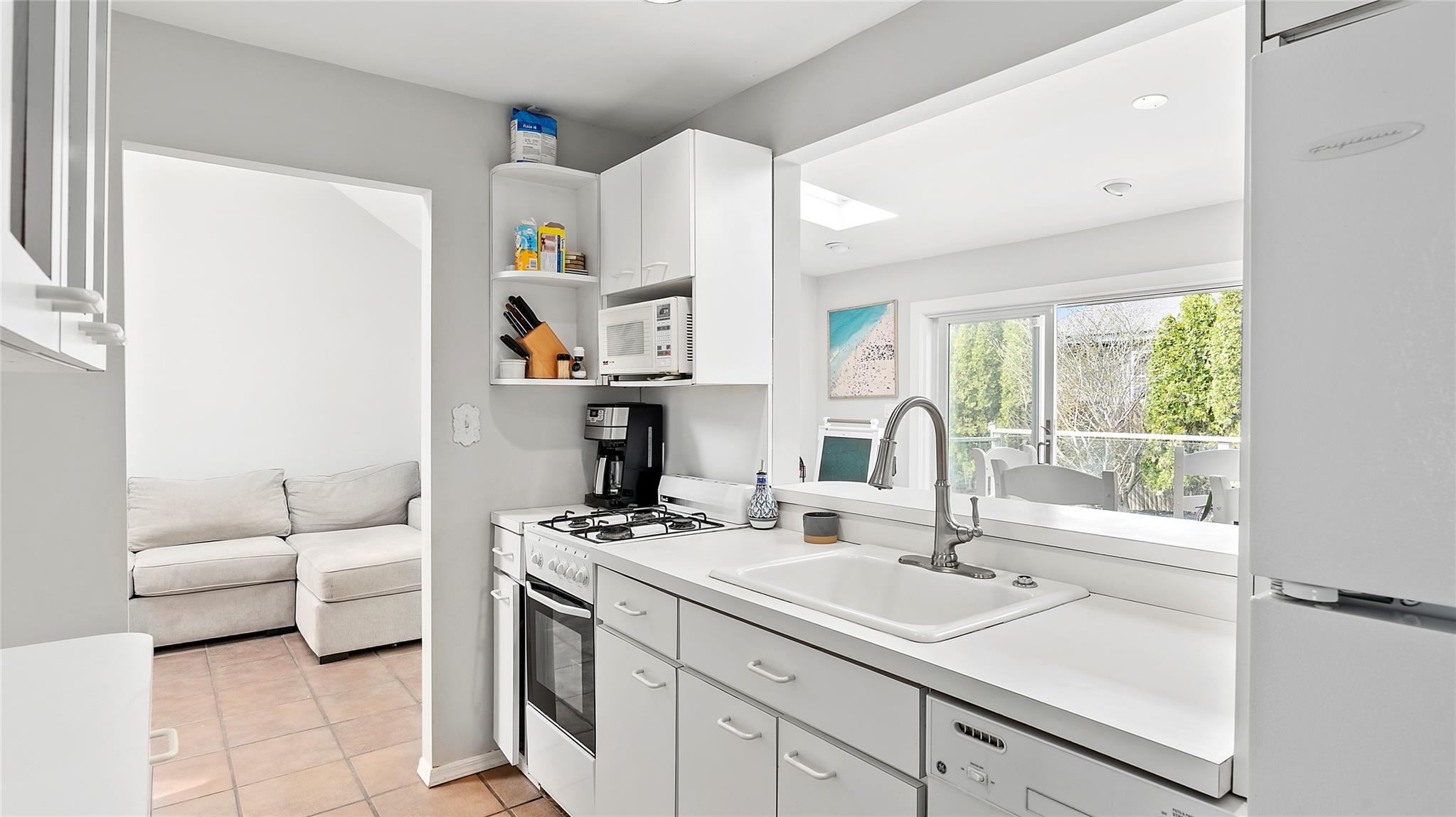 #7 photo, 8 Elder Avenue, サフォーク郡 Hampton Bays , NY 11946