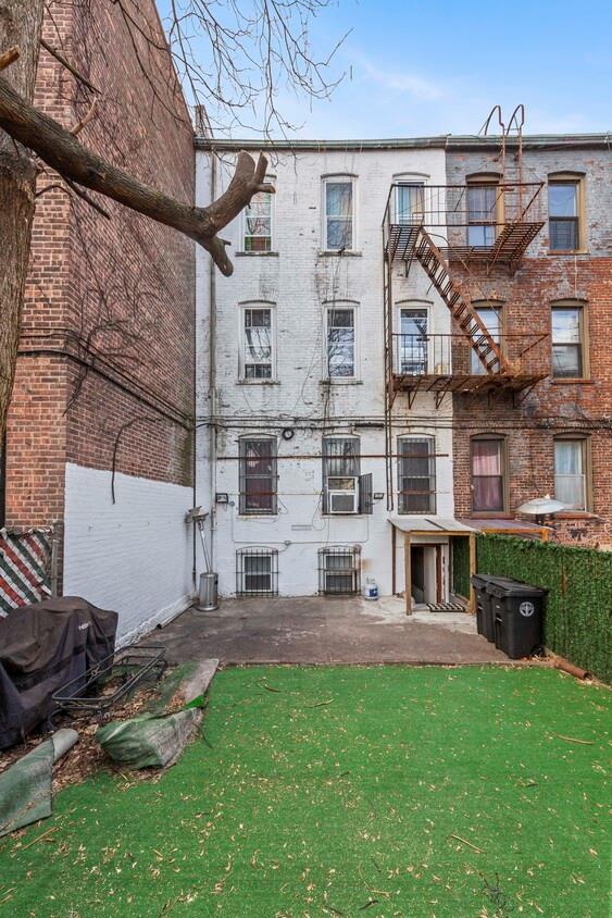 #8 photo, 81-38 Baxter Avenue, クイーンズ区 Elmhurst , NY 11373