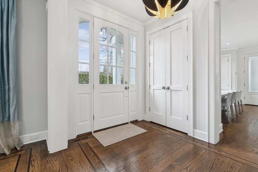 #5 photo, 124 Willow Street, サフォーク郡 Southampton , NY 11968