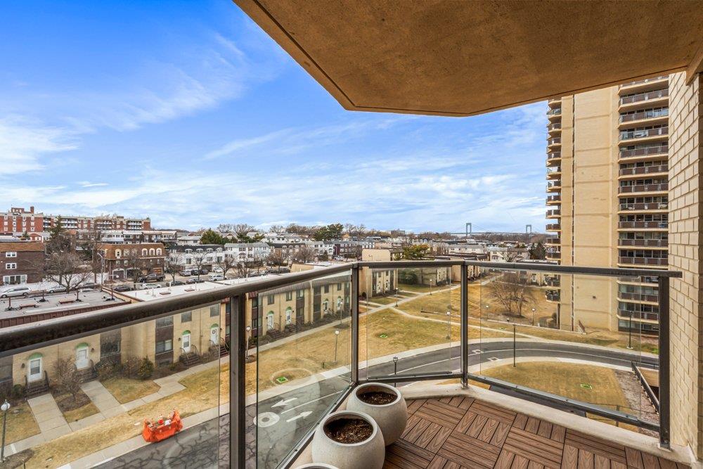 #19 photo, 18-05 215 Street, クイーンズ区 Bayside , NY 11360