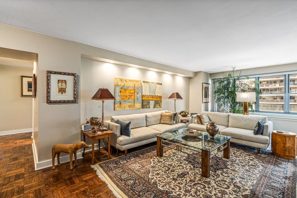 #9 photo, 18-05 215 Street, クイーンズ区 Bayside , NY 11360