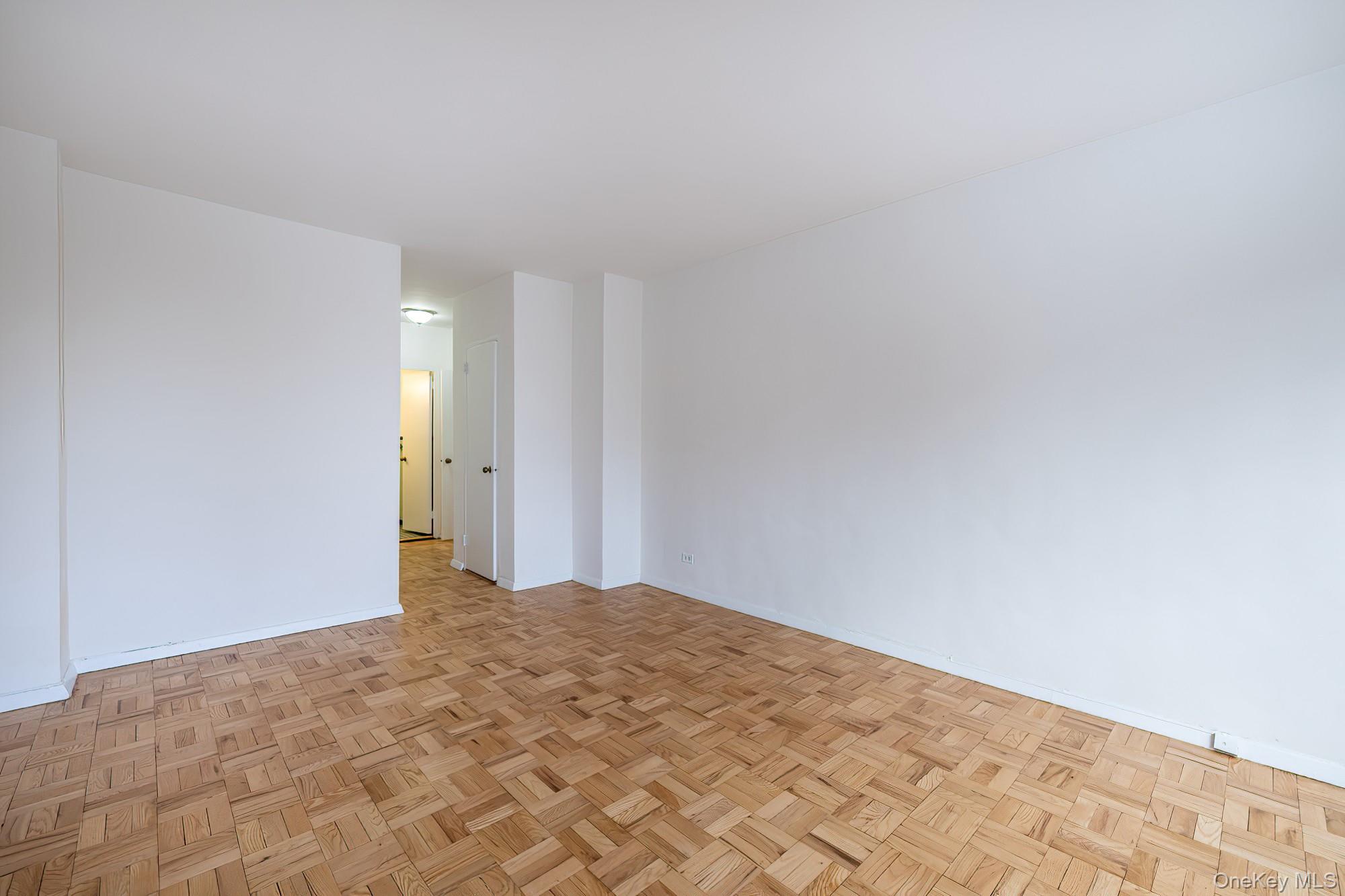 #14 photo, 2727 Palisade Avenue, ブロンクス区 Bronx , NY 10463