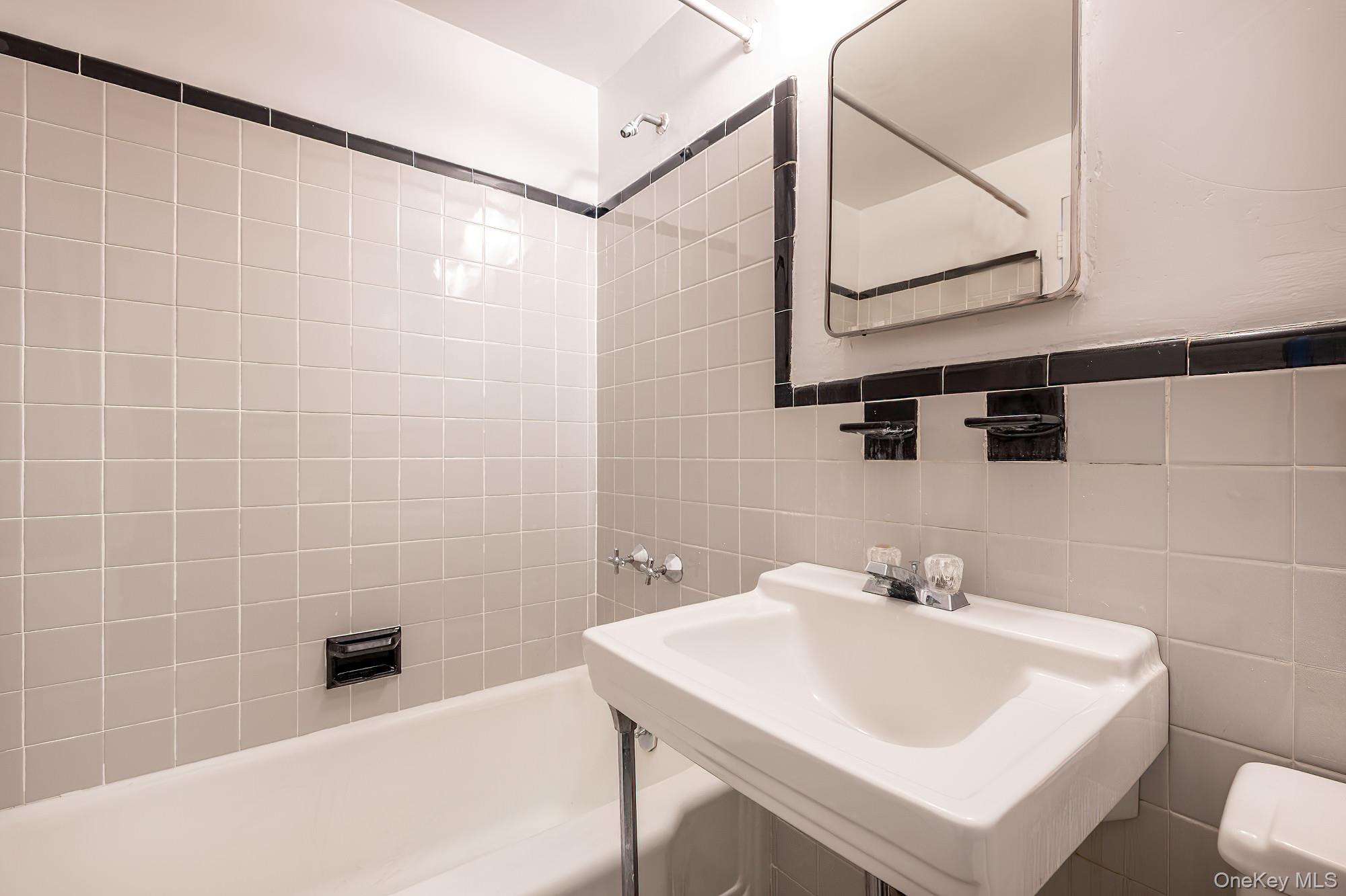 #17 photo, 2727 Palisade Avenue, ブロンクス区 Bronx , NY 10463