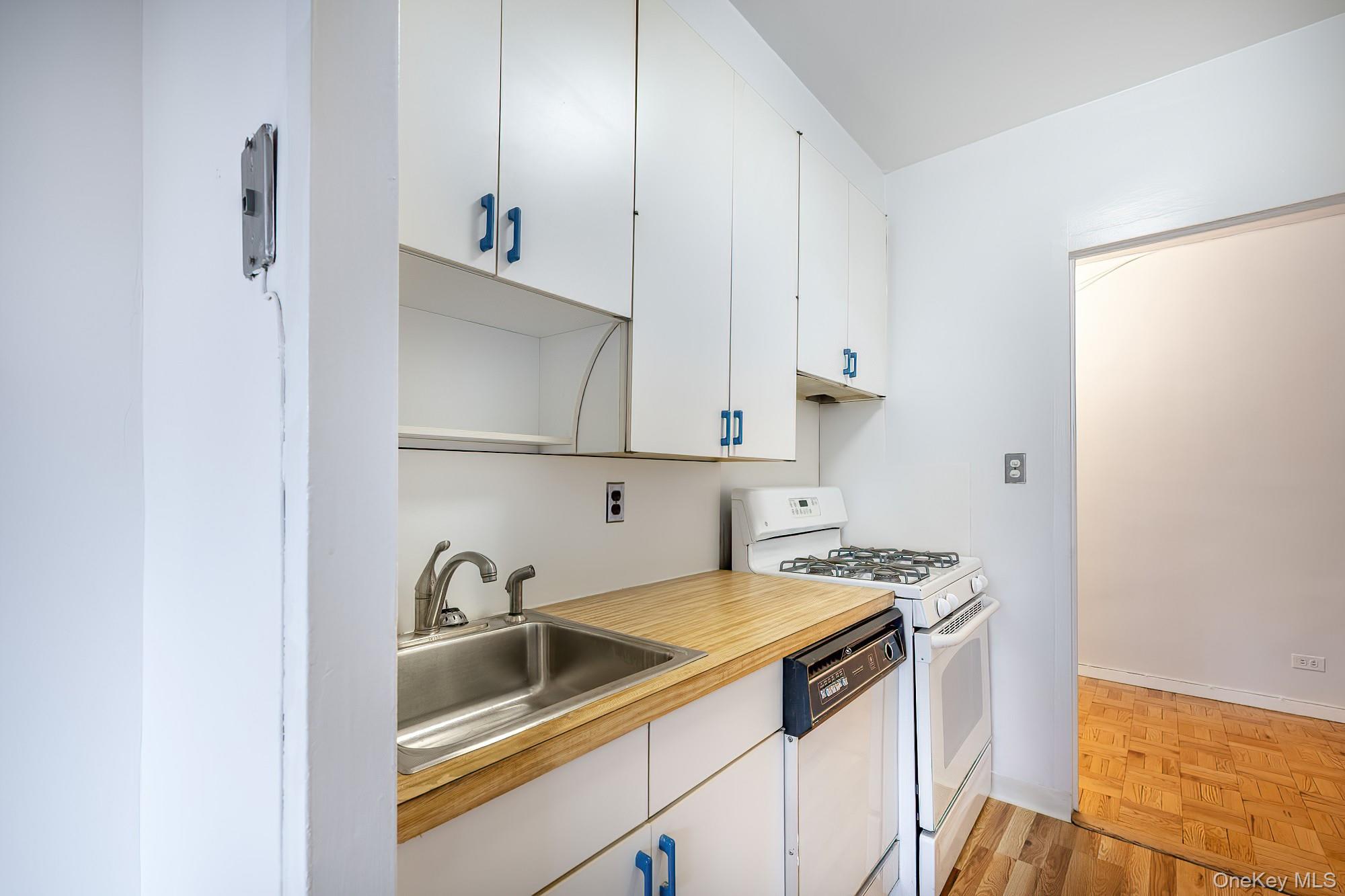 #8 photo, 2727 Palisade Avenue, ブロンクス区 Bronx , NY 10463