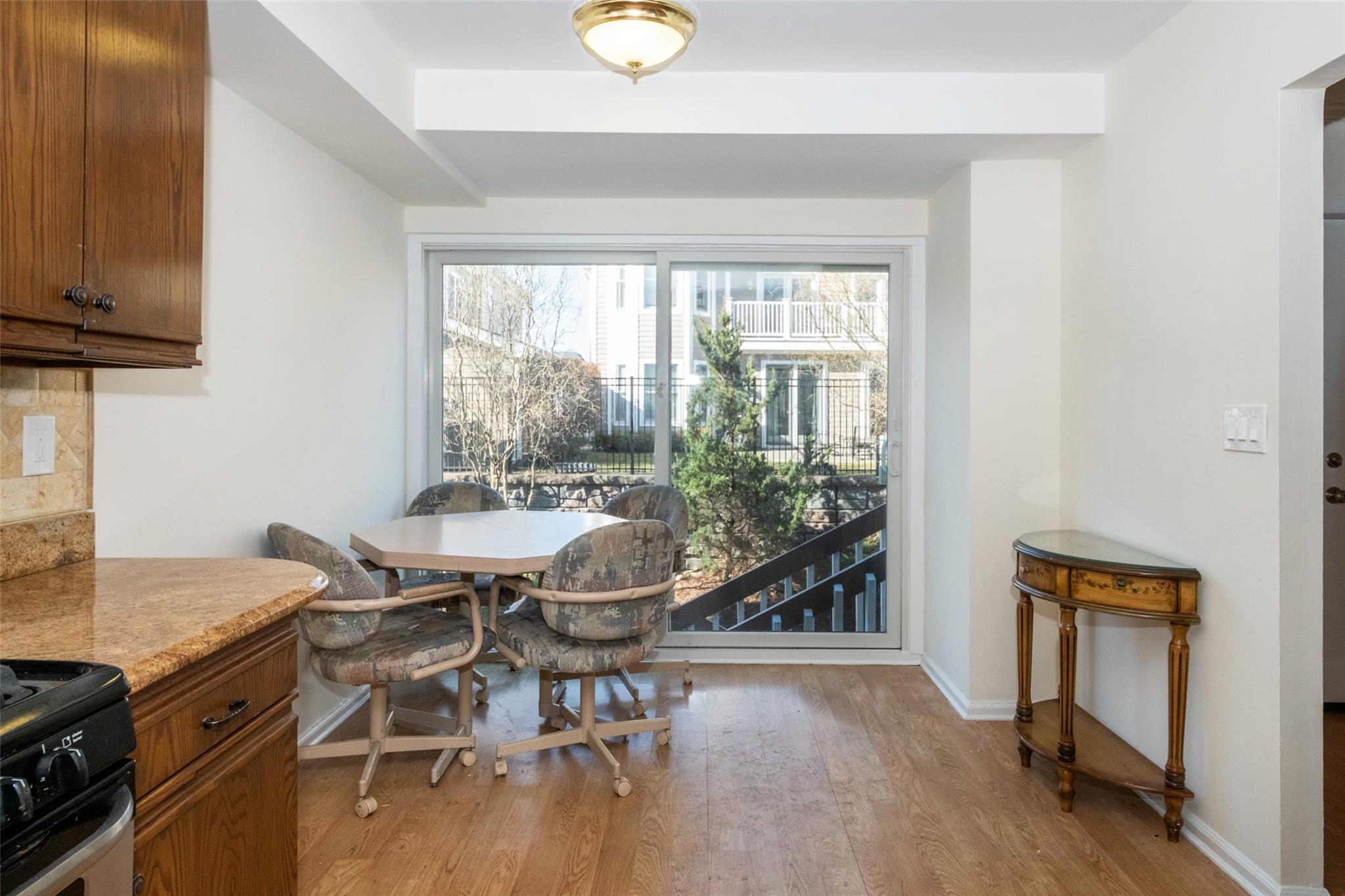 #4 photo, 12 Windward Lane, ブロンクス区 Bronx , NY 10464