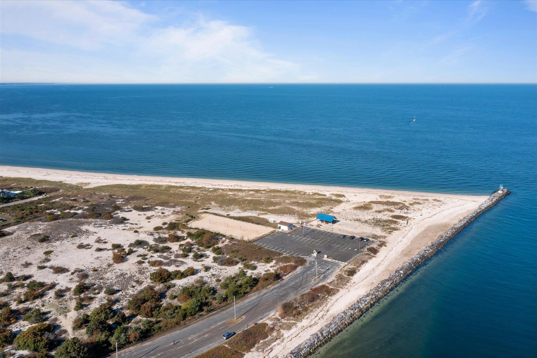 #13 photo, 255 East Road, Mattituck , NY 11952