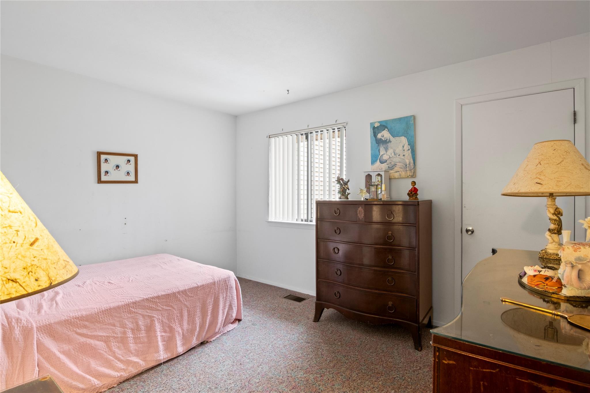 #10 photo, 154 Birchwood Road, 東長島 科勒姆 Coram , NY 11727