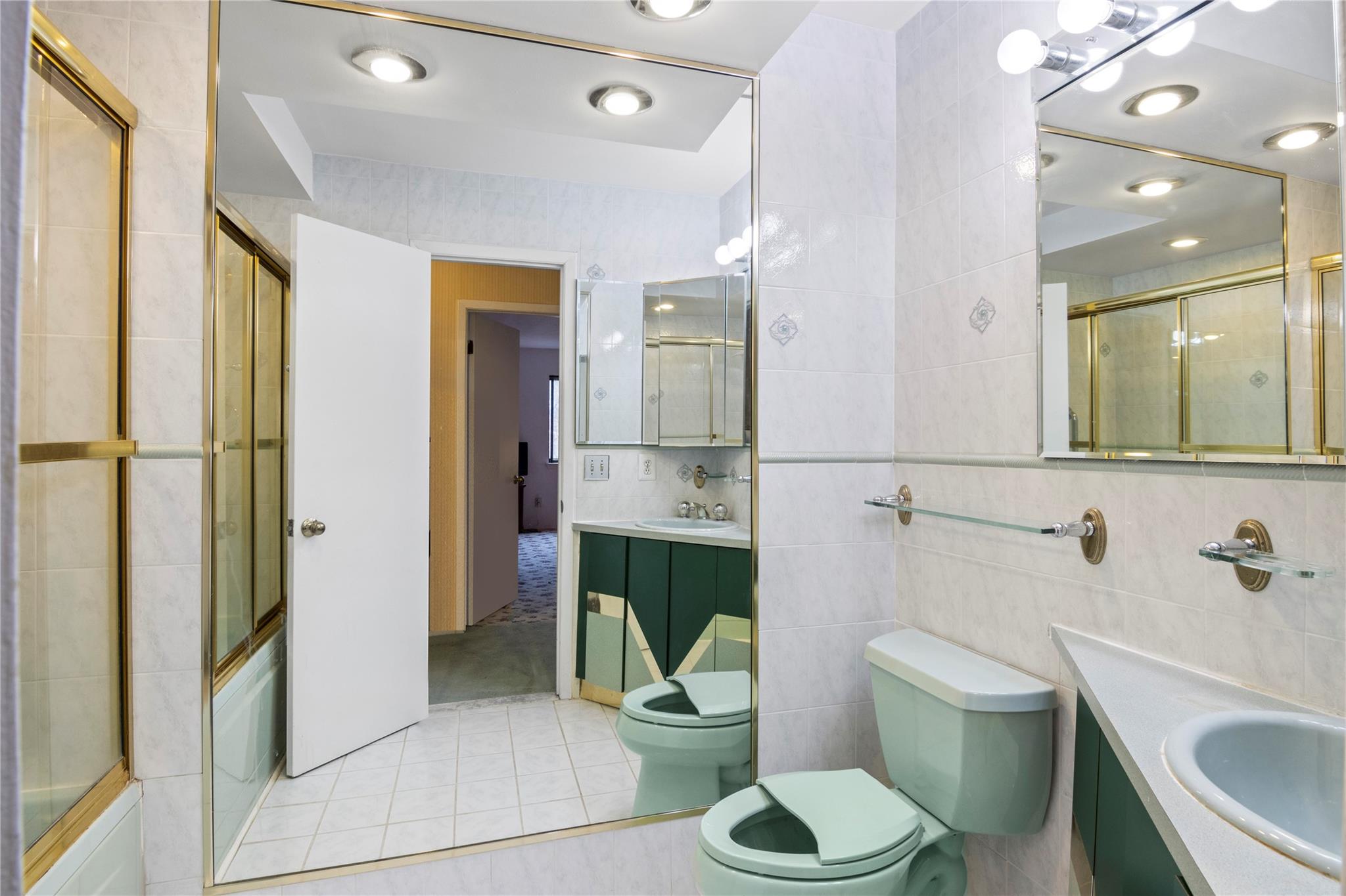 #12 photo, 154 Birchwood Road, 東長島 科勒姆 Coram , NY 11727