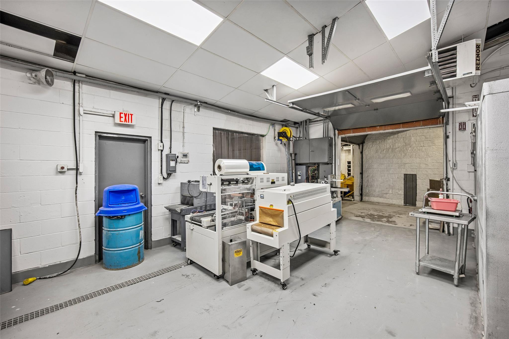 #12 photo, 381 Vineyard Avenue, Highland , NY 12528