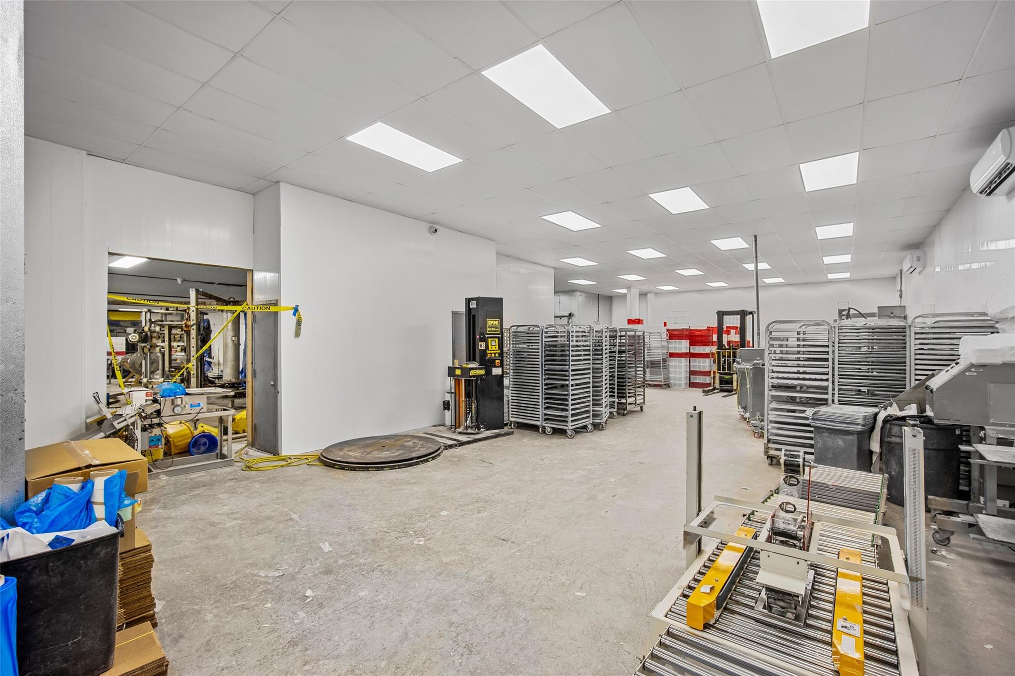 #15 photo, 381 Vineyard Avenue, Highland , NY 12528