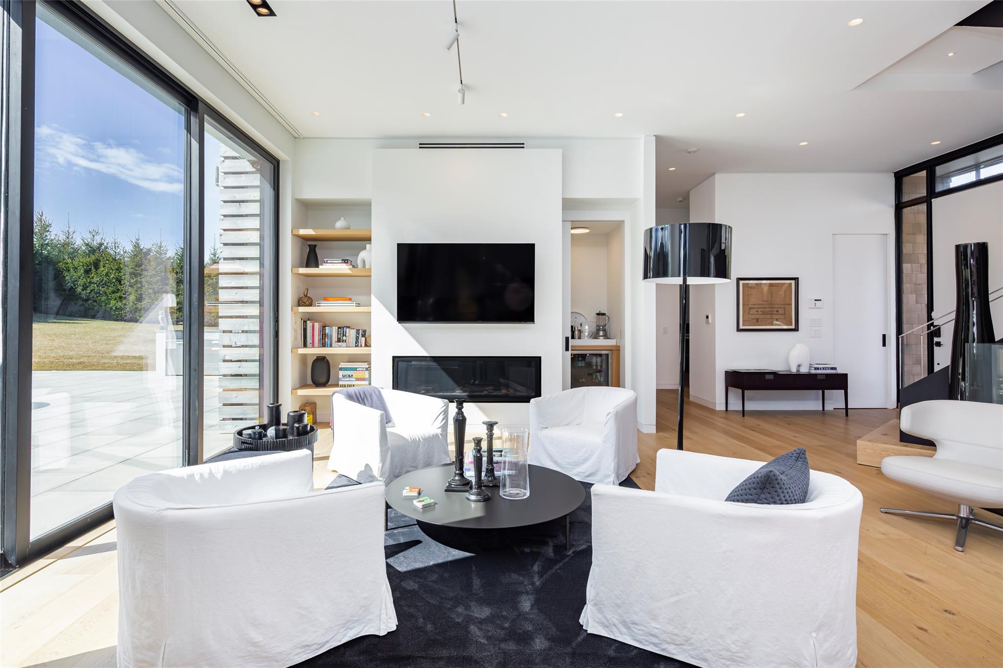 #12 photo, 179 Montauk Highway, サフォーク郡 East Hampton , NY 11937