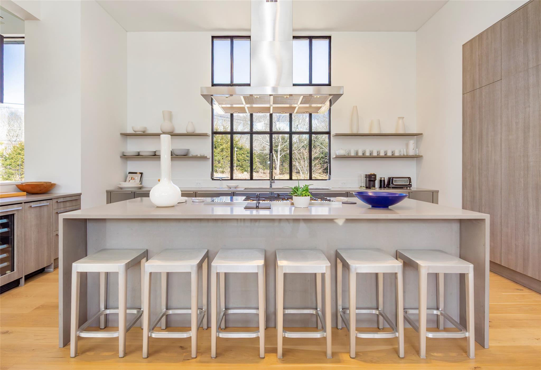 #15 photo, 179 Montauk Highway, サフォーク郡 East Hampton , NY 11937