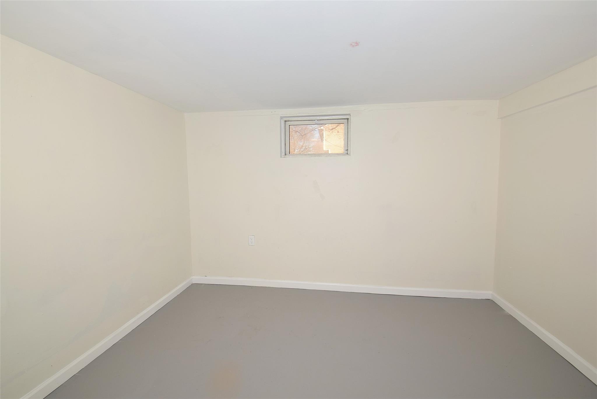 #14 photo, 1347 Ferndale Boulevard, 東長島 Central Islip , NY 11722