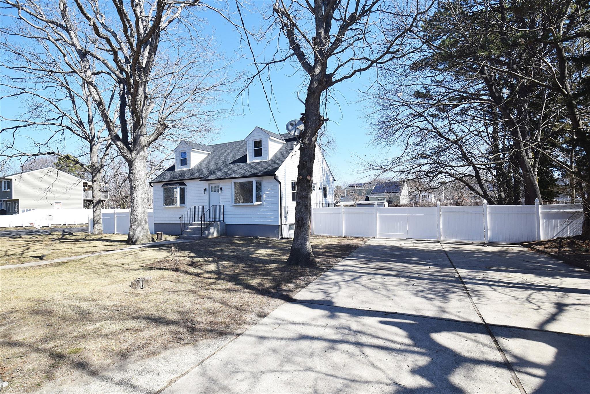 #18 photo, 1347 Ferndale Boulevard, 東長島 Central Islip , NY 11722