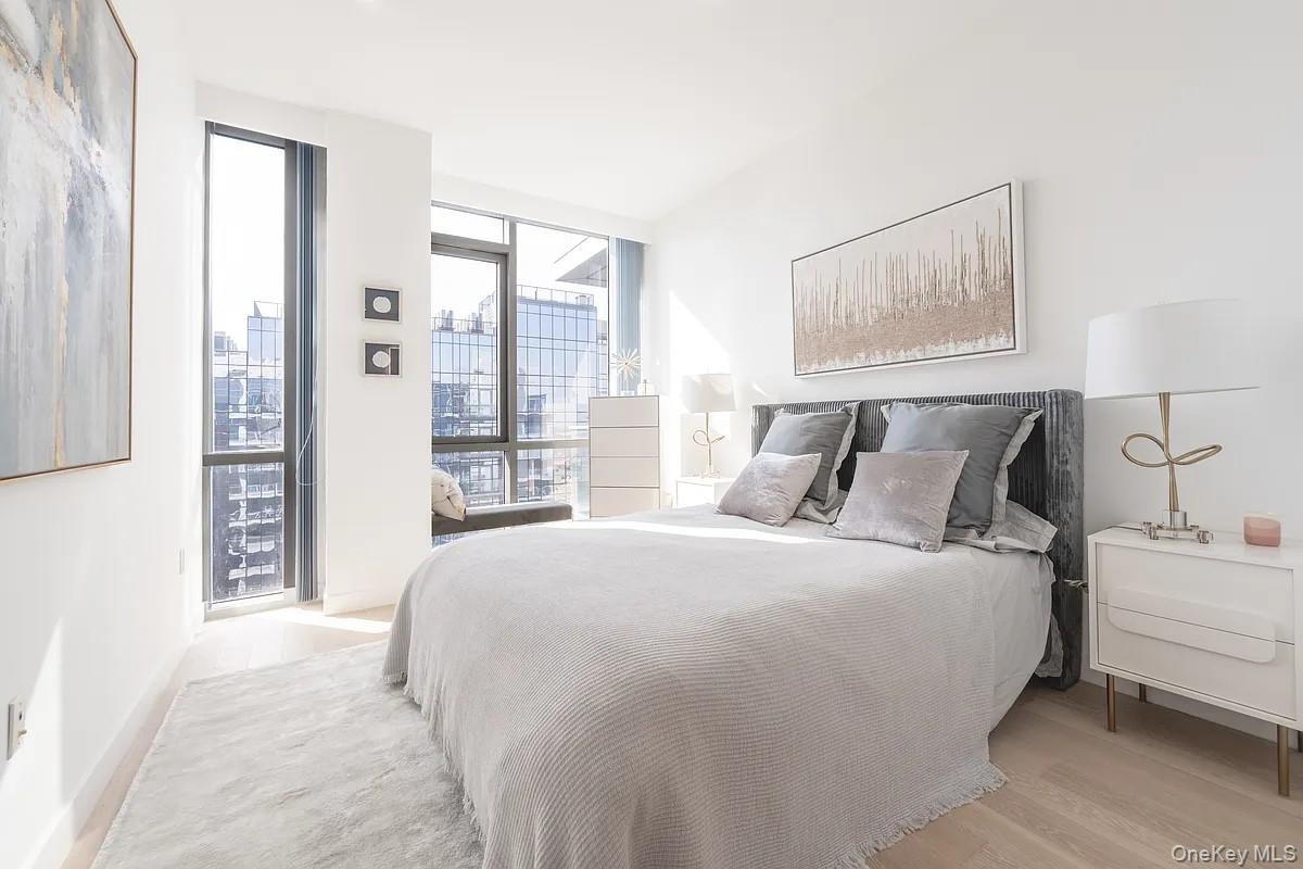 #7 photo, 33-66 Farrington Street, クイーンズ区 Flushing , NY 11354