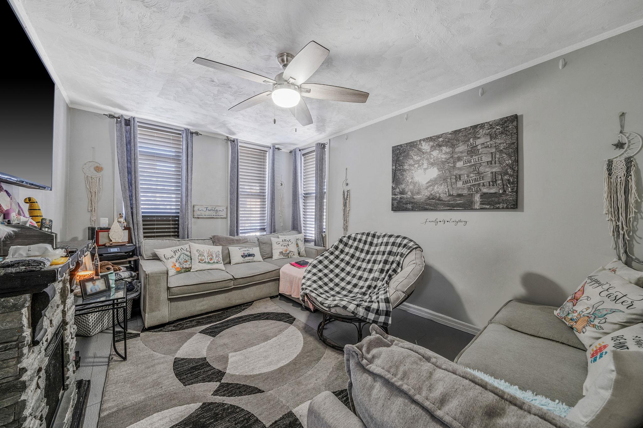 #4 photo, 52 Forbell Street, ブルックリン区 Brooklyn , NY 11208