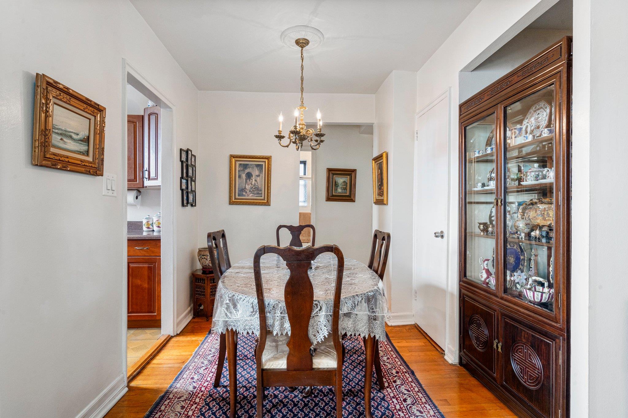 #13 photo, 143-50 Hoover Avenue, كوينز Briarwood , NY 11435