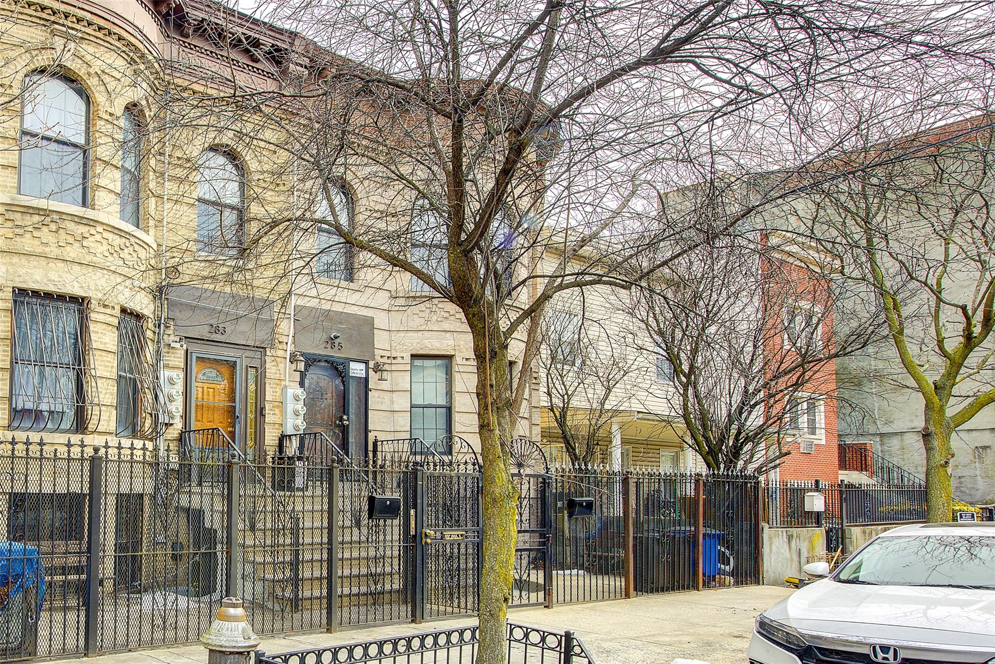 #3 photo, 283 Montauk Avenue, ブルックリン区 Brooklyn , NY 11208