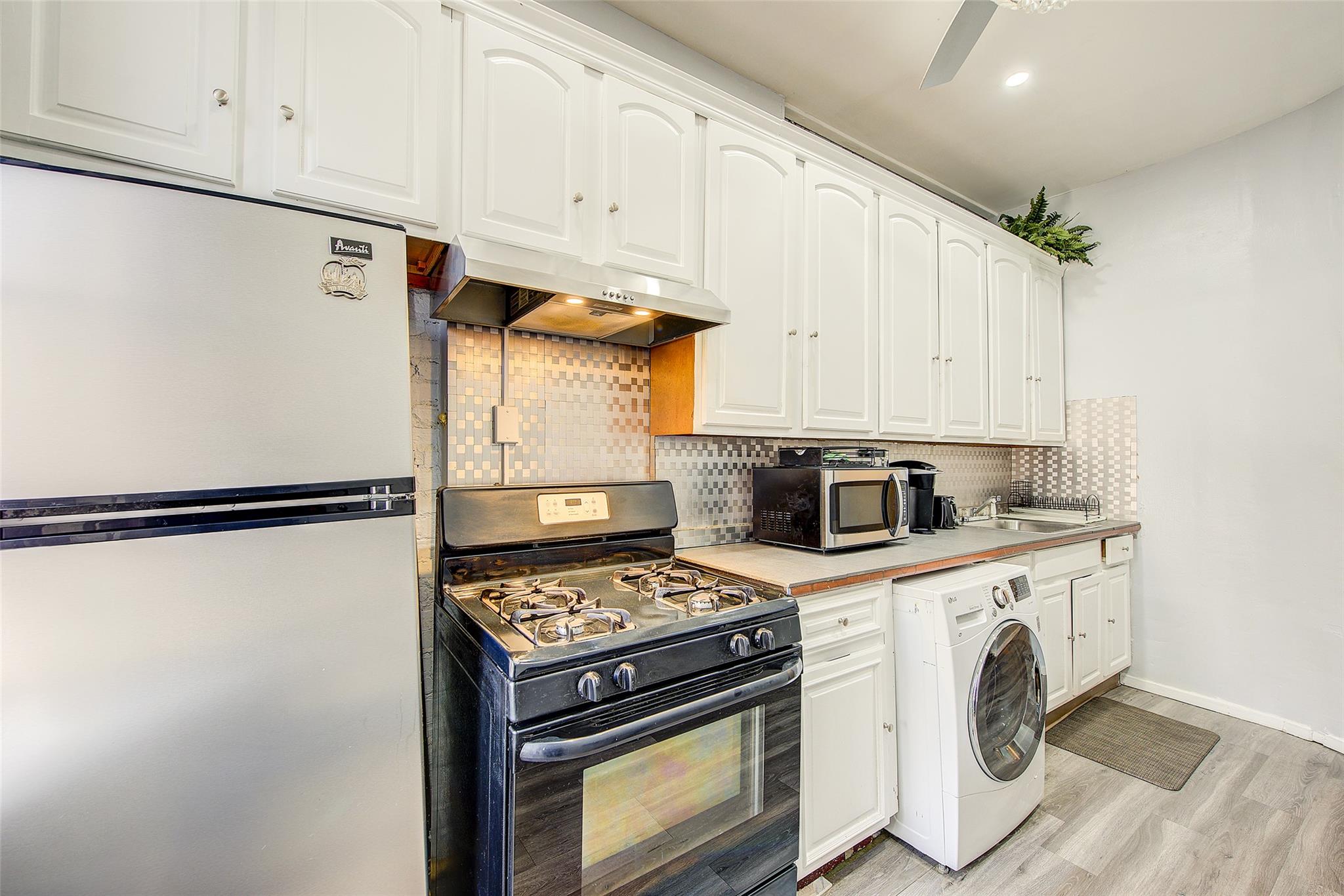 #8 photo, 283 Montauk Avenue, ブルックリン区 Brooklyn , NY 11208