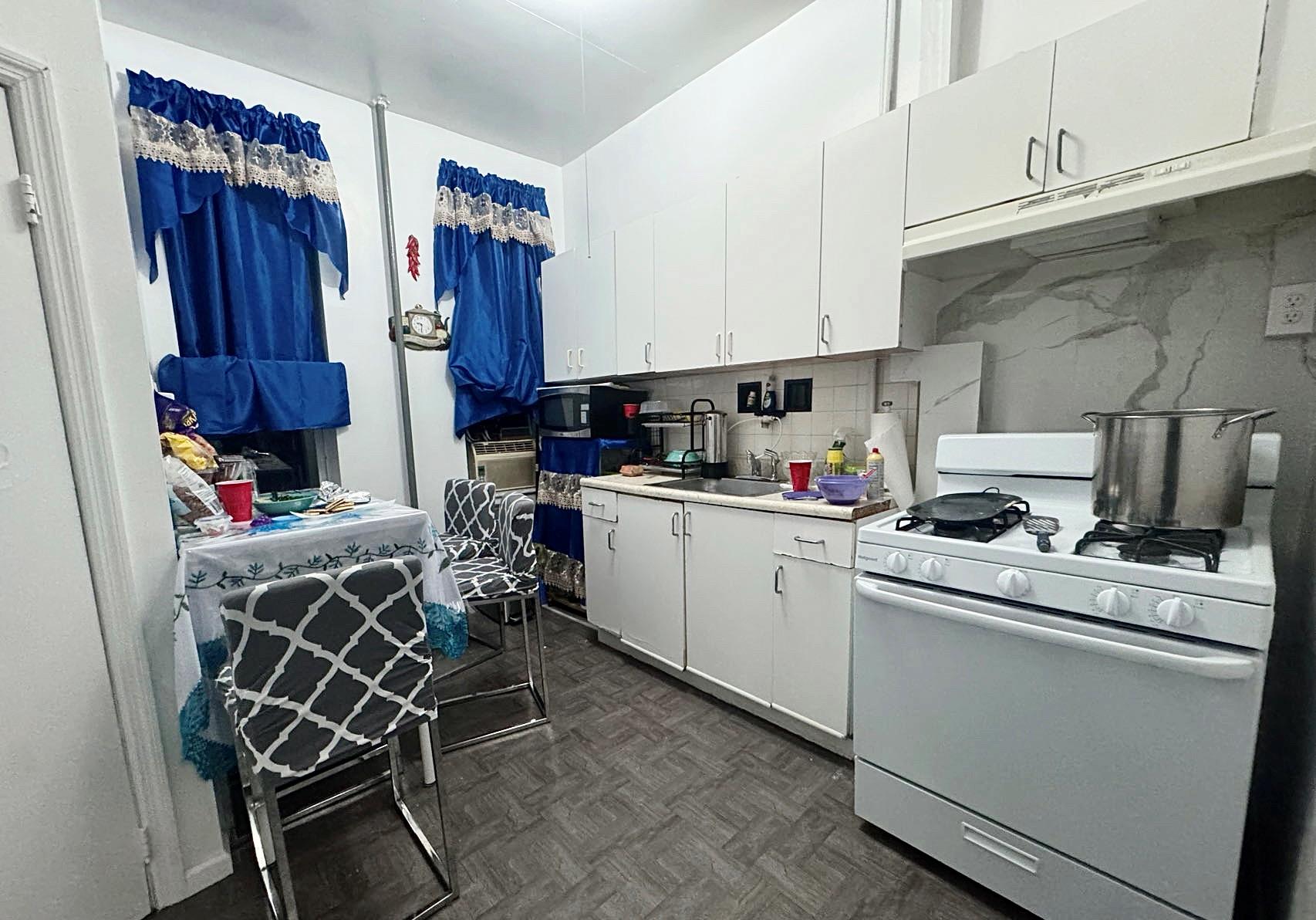 #4 photo, 314 Menahan Street, ブルックリン区 Brooklyn , NY 11237