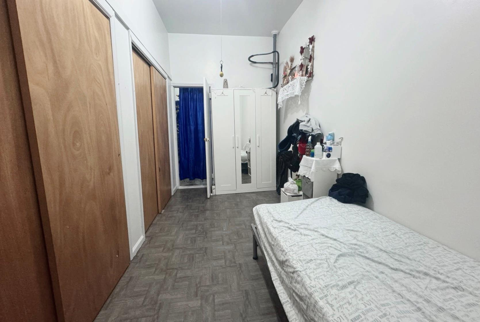 #8 photo, 314 Menahan Street, ブルックリン区 Brooklyn , NY 11237