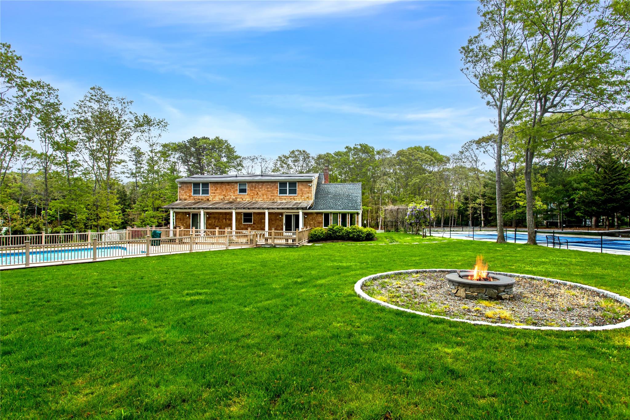 #18 photo, 3 Arbutus Road, サフォーク郡 Quogue , NY 11959