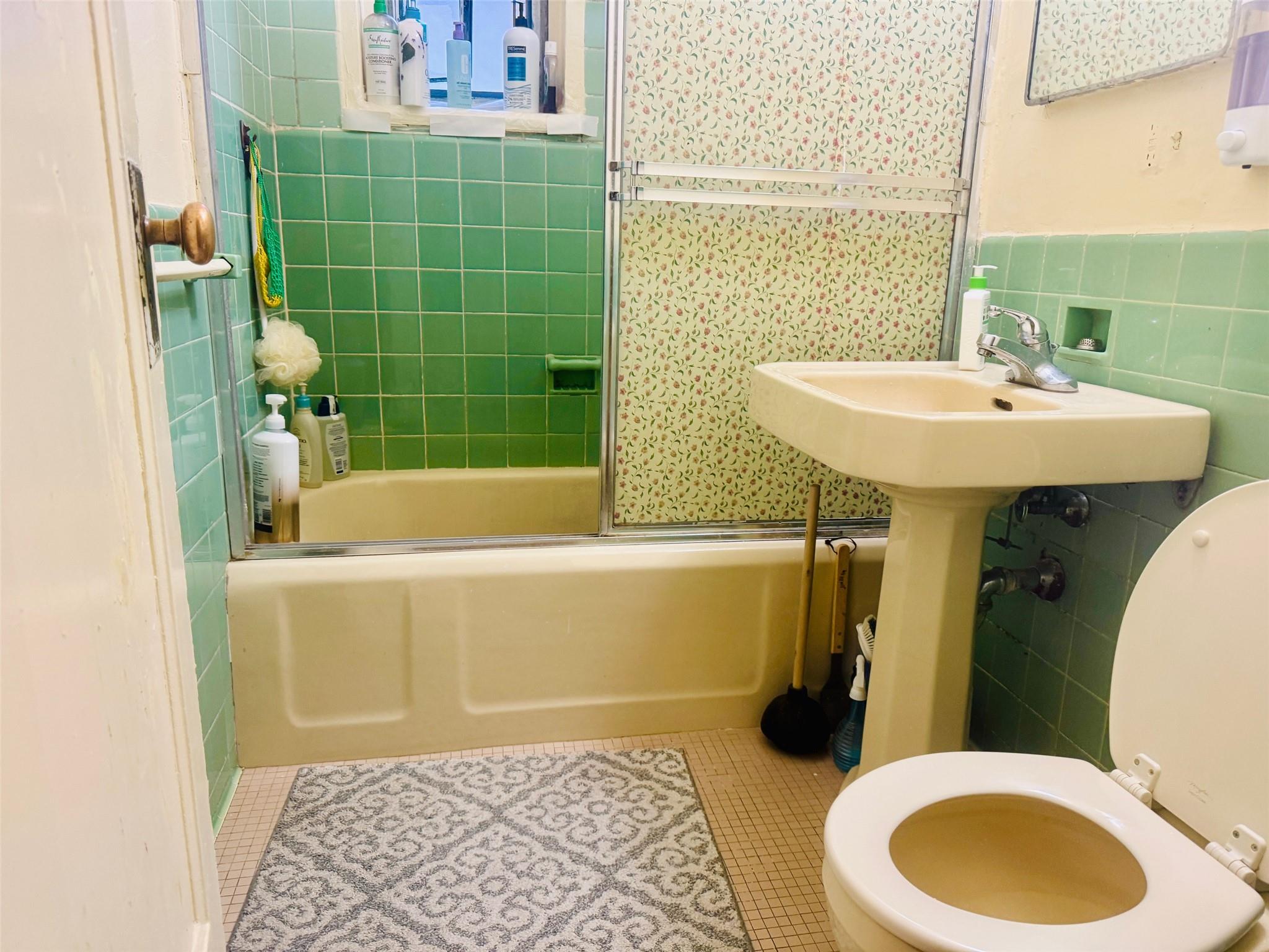 #10 photo, 40 Metropolitan Oval, ブロンクス区 Bronx , NY 10462