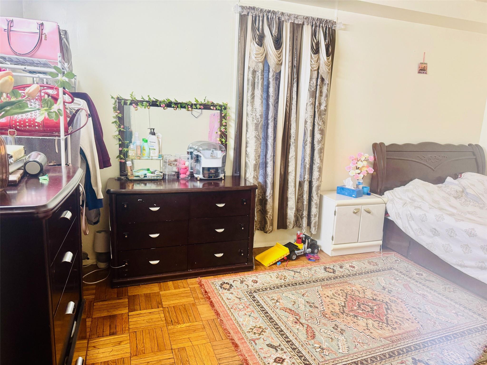 #3 photo, 40 Metropolitan Oval, ブロンクス区 Bronx , NY 10462