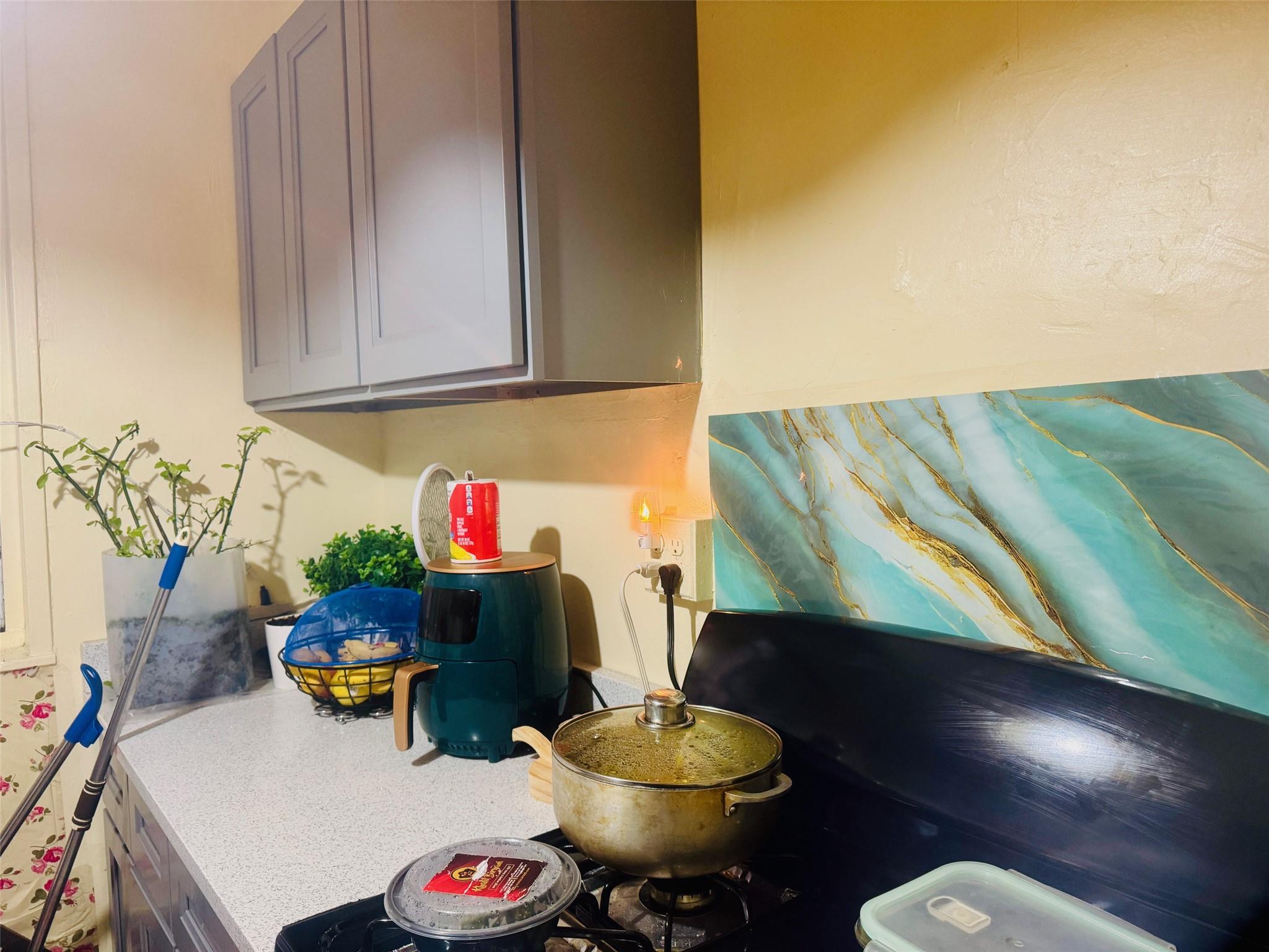 #6 photo, 40 Metropolitan Oval, ブロンクス区 Bronx , NY 10462