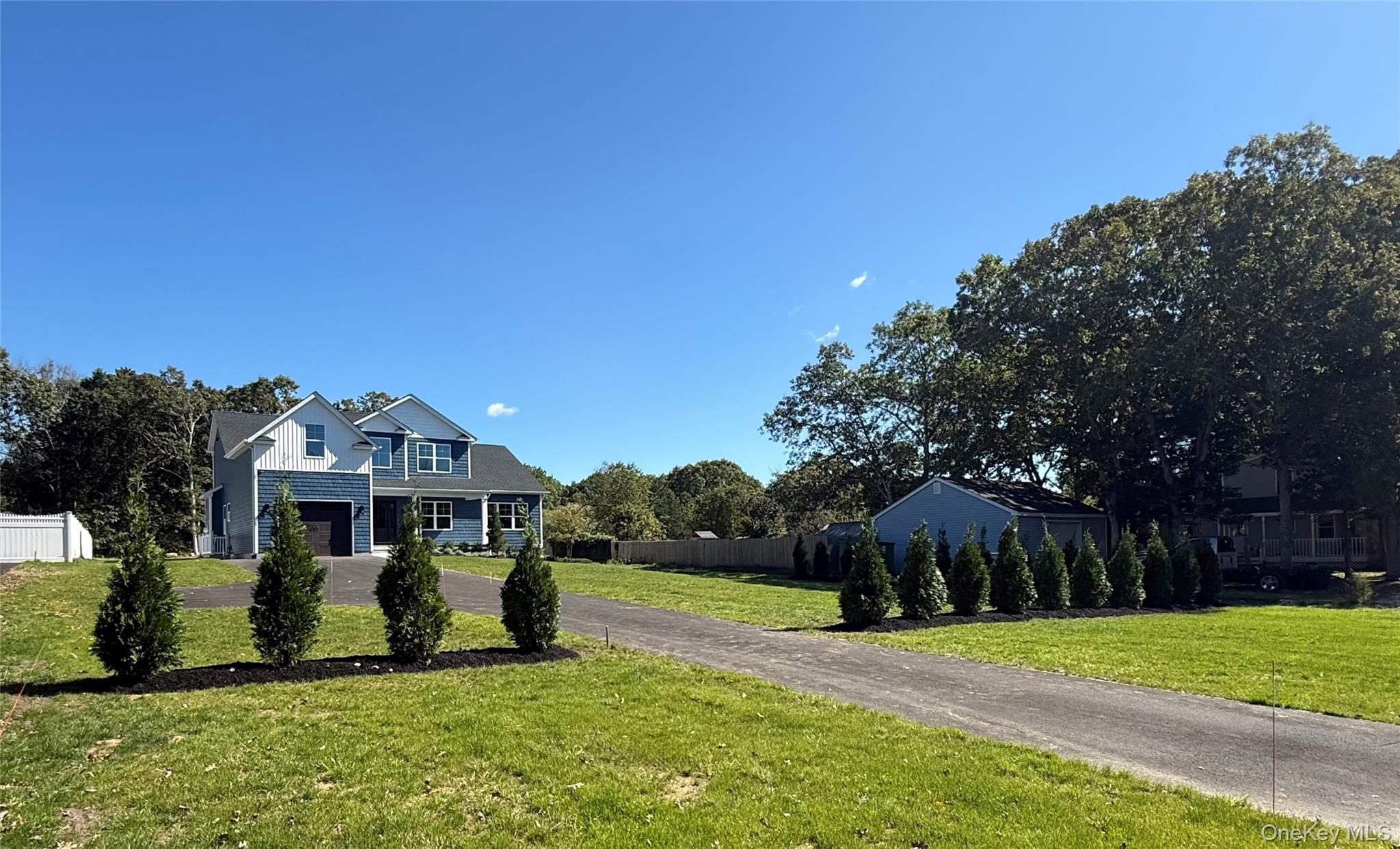 #19 photo, 329 Weeks Avenue, サフォーク郡 Manorville , NY 11949