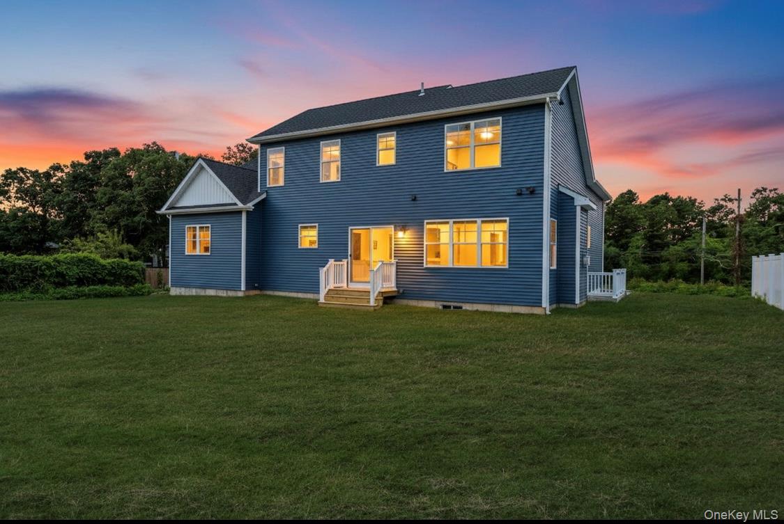 #3 photo, 329 Weeks Avenue, サフォーク郡 Manorville , NY 11949