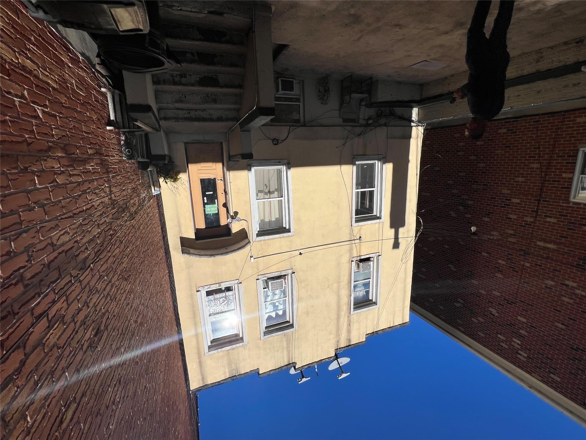 #2 photo, 2123 33rd Avenue, クイーンズ区 Long Island City , NY 11106