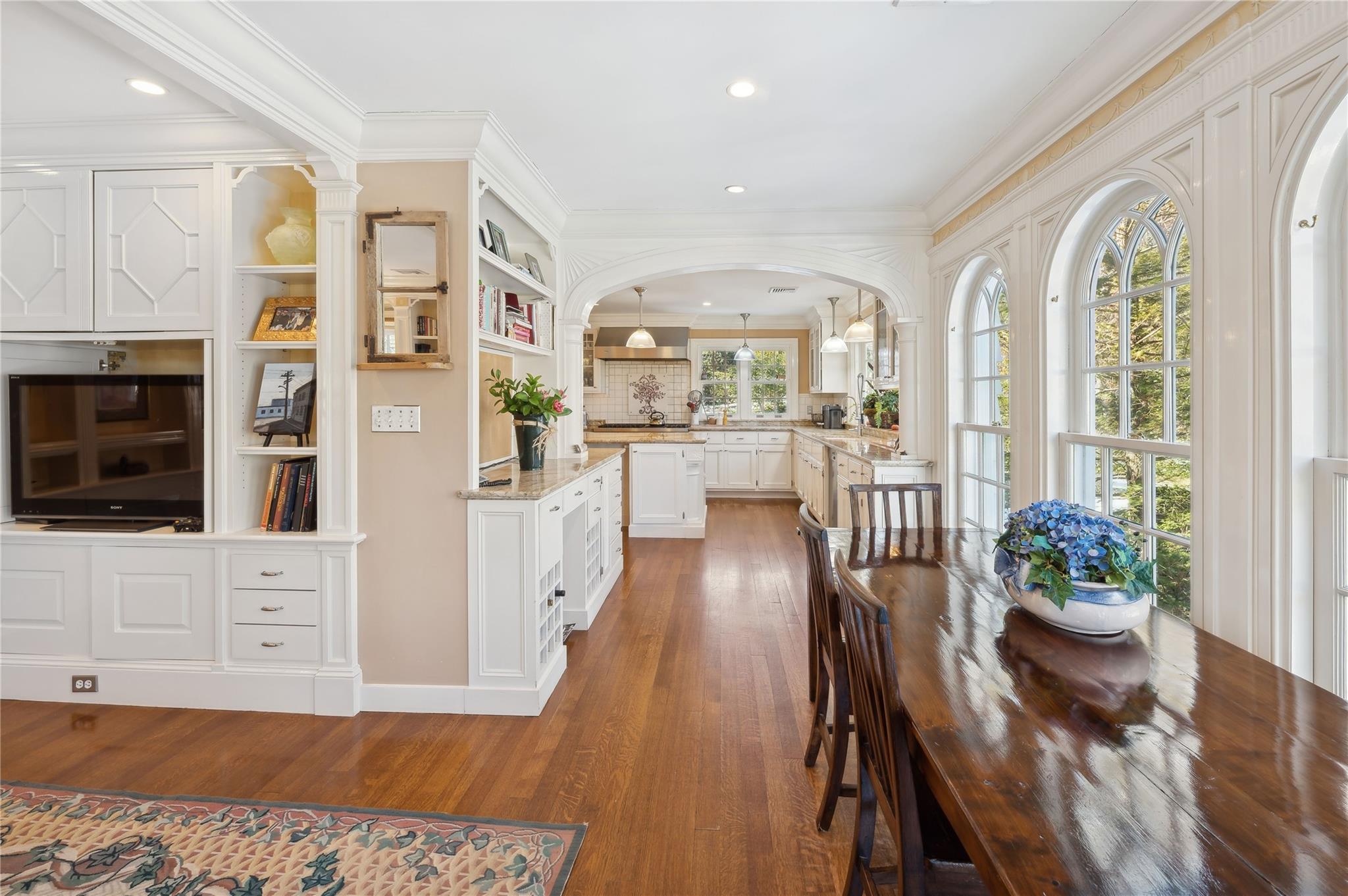 #11 photo, 133 aka 139 Hampshire Road, ブロンクス区 Bronxville , NY 10708