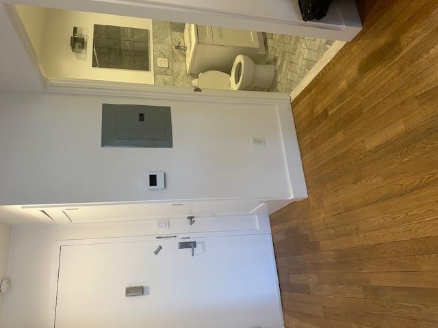 #13 photo, 45-11 Broadway, クイーンズ区 Astoria , NY 11103