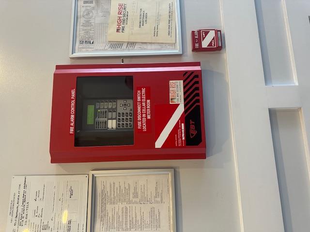 #20 photo, 45-11 Broadway, クイーンズ区 Astoria , NY 11103