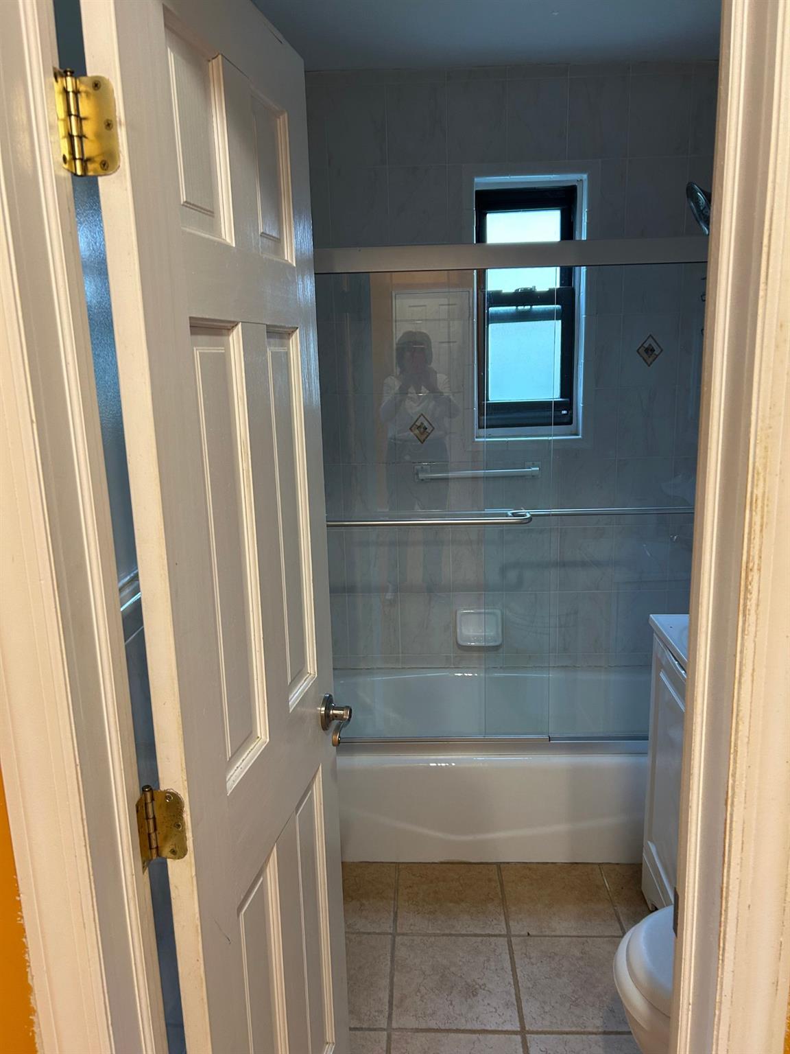 #8 photo, 13 W Mill Drive, Great Neck , NY 11021