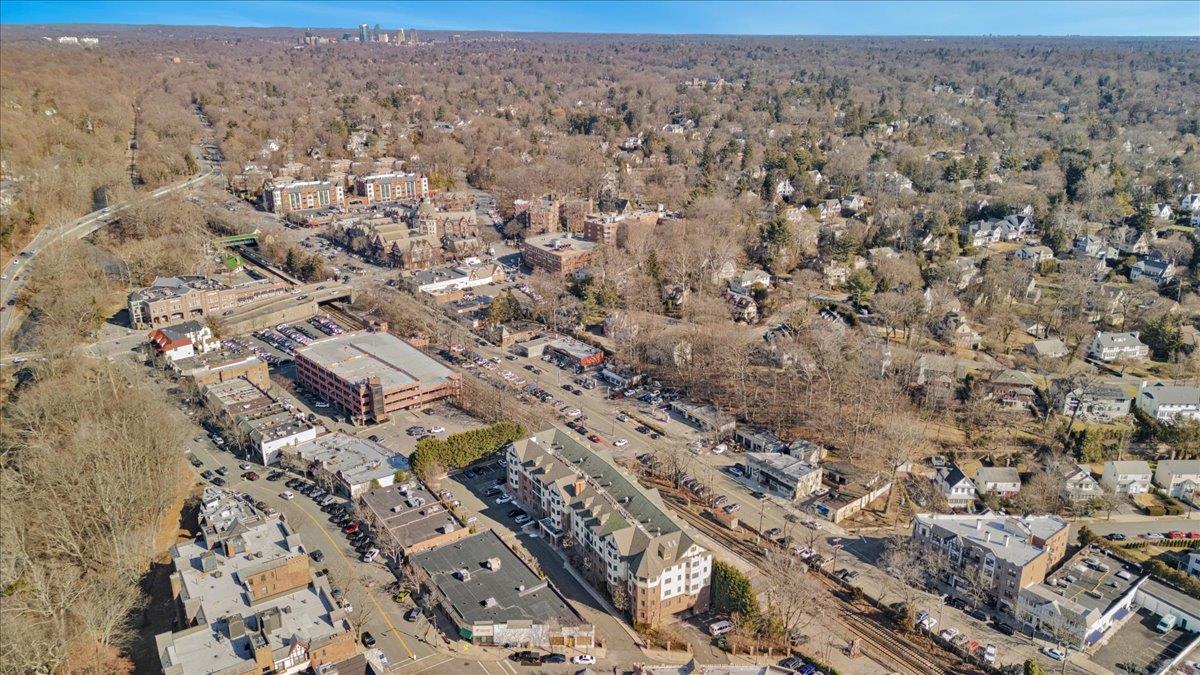 #10 photo, 90 Garth Road, Scarsdale , NY 10583