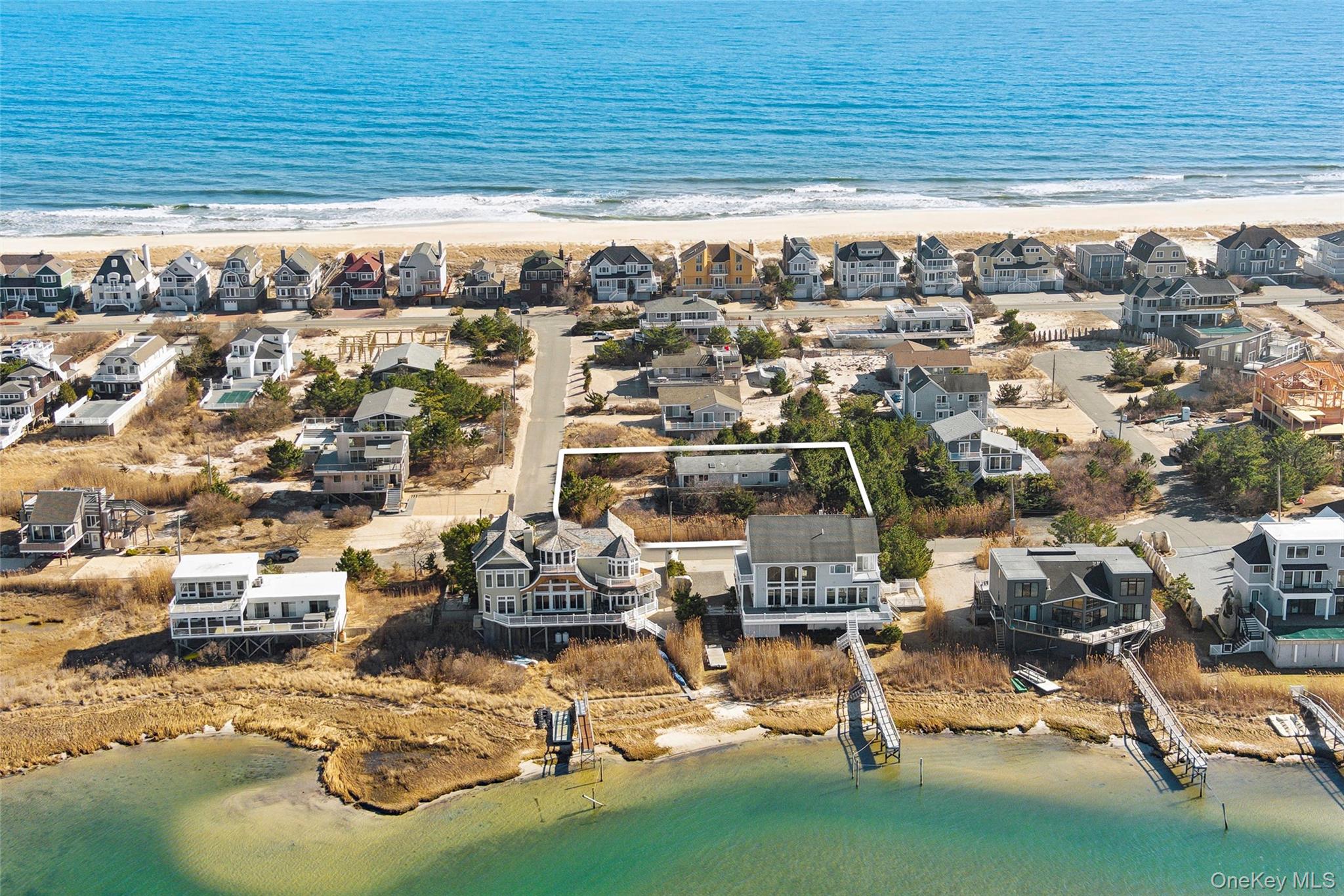 #14 photo, 7 Cove Lane, サフォーク郡 Westhampton Dunes , NY 11978