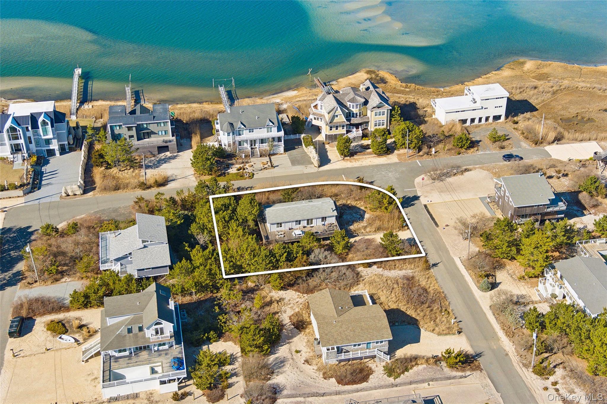 #18 photo, 7 Cove Lane, サフォーク郡 Westhampton Dunes , NY 11978